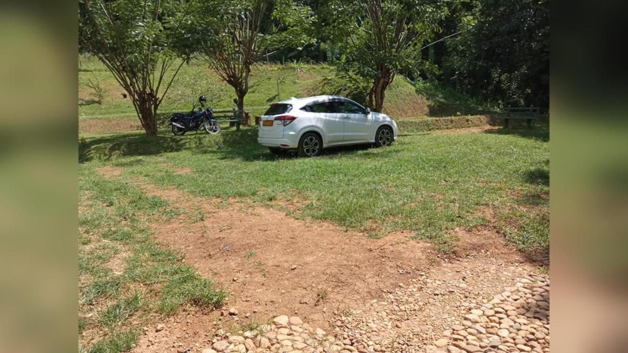 Boo Kirinda Holiday Resort บาดุลลา ภายนอก รูปภาพ